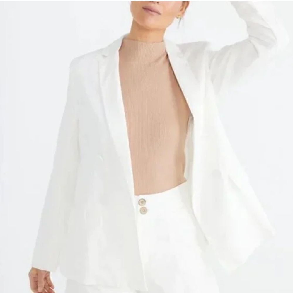 Brave + True | NWTs White Linen Blend Elevate Blazer Size XL